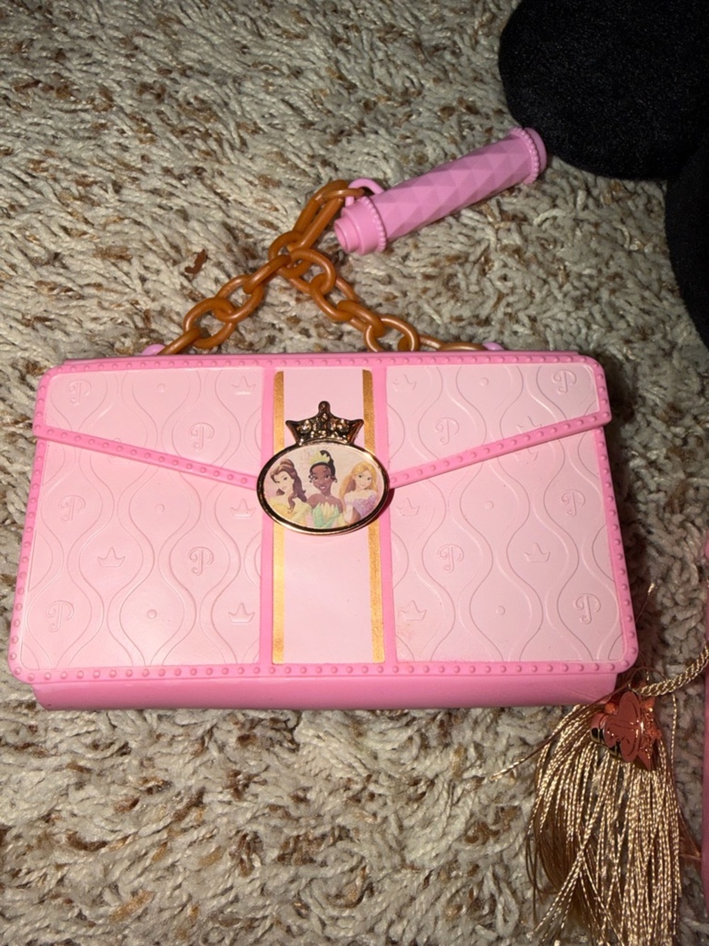 Disney themed items: purses and headbands for girls. - Picture 3 of 6